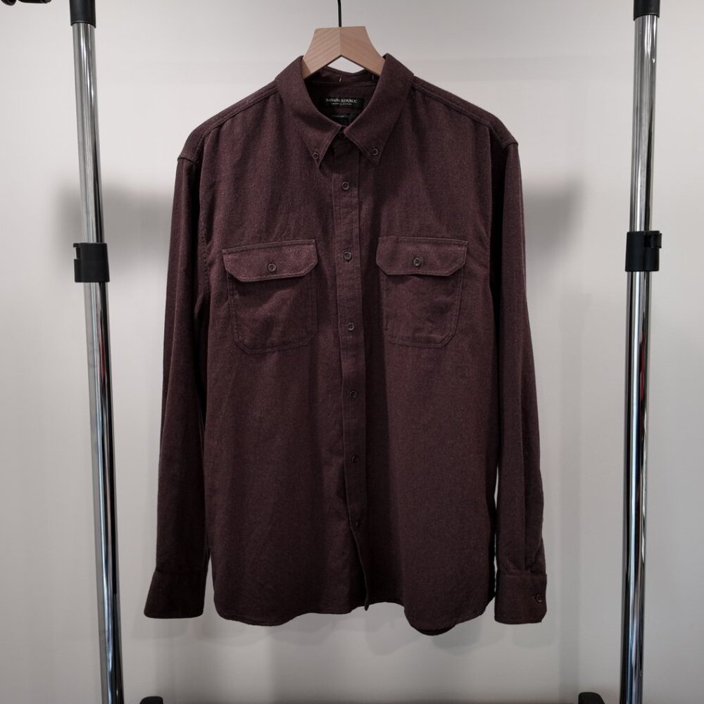 Banana Republic | Men's Untucked Flannel Shirt | Size Large - Picture 7 of 11